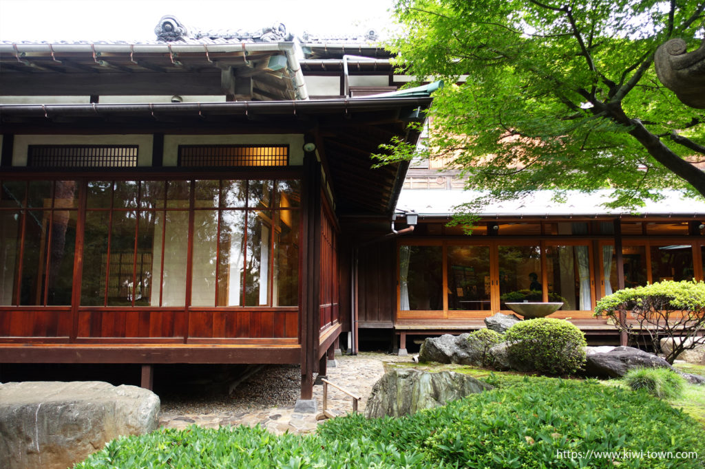 代官山デートでおすすめ重要文化財『旧朝倉家住宅』の庭園で和を感じる