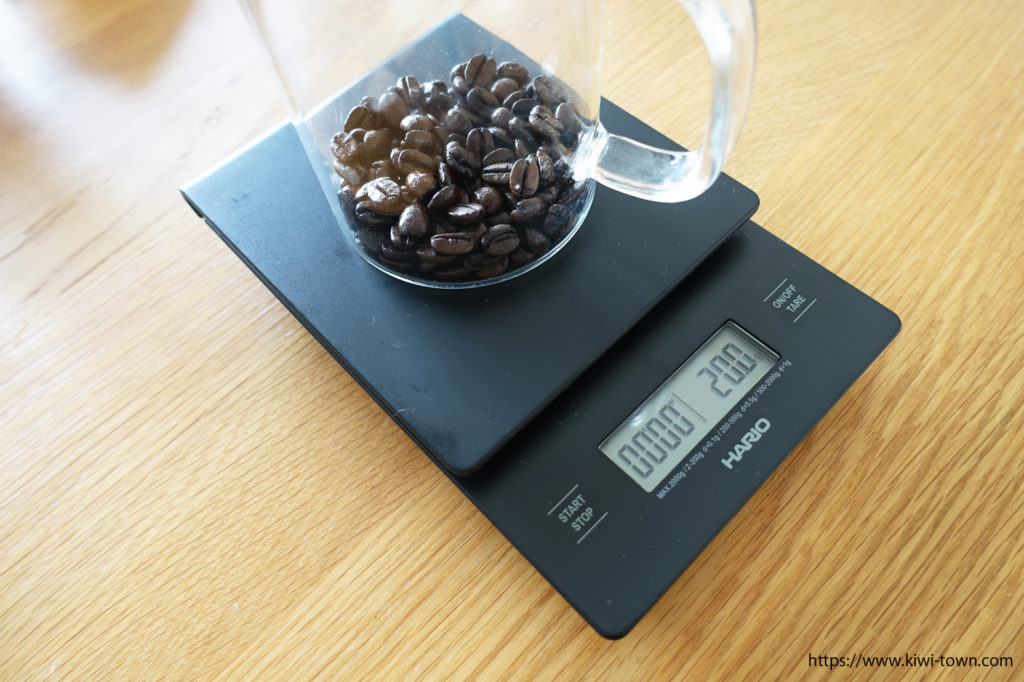 コーヒー初心者必須】HARIO (ハリオ) V60 ドリップ スケール VST-2000B│まちとけんちくマガジン